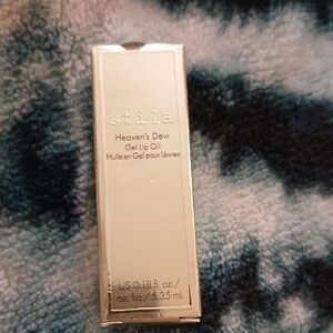 Stila Heaven's Dew Gel Lip Oil in Silver Packaging